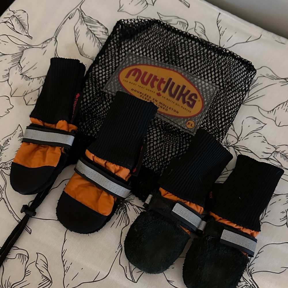 Muttluks Dog Boots in Black and Orange